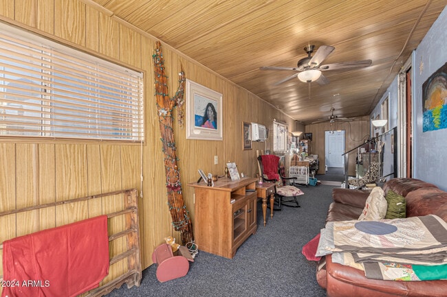 Building Photo - 2650 W Union Hills Dr