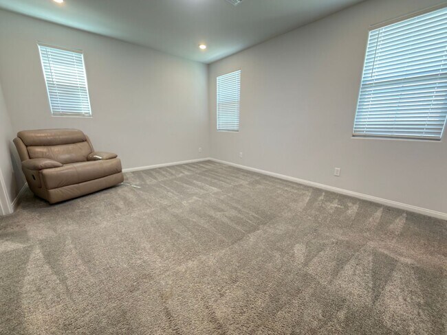 Building Photo - 3618 Tondela Ln