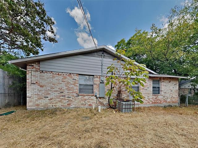 Primary Photo - 4349 Chestnut Dr