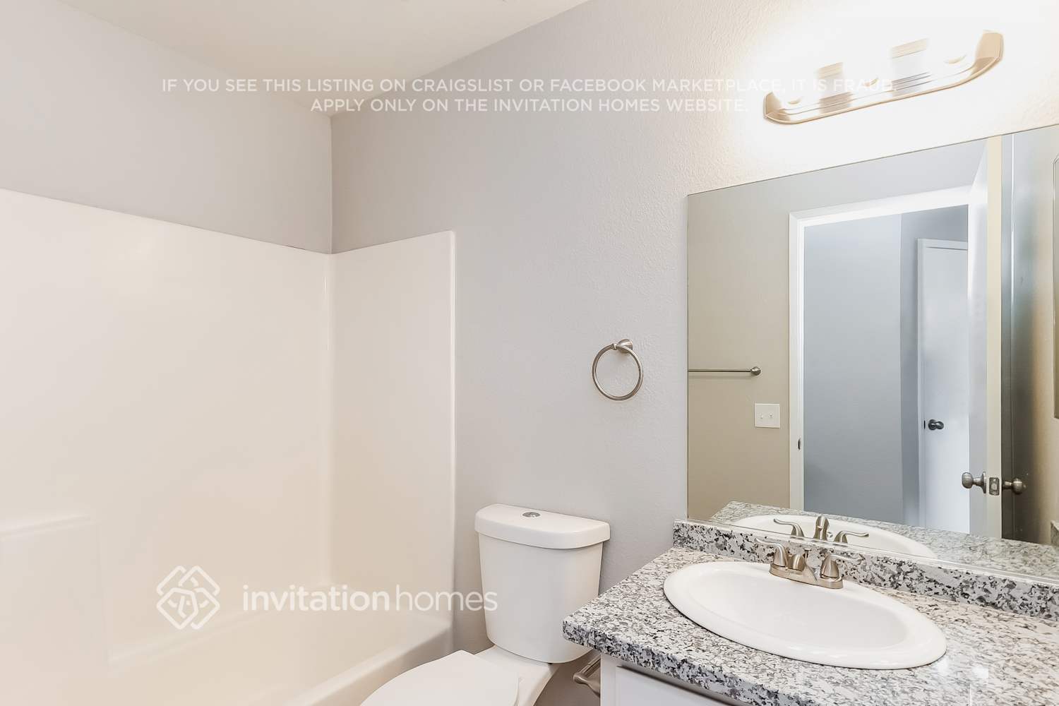 Building Photo - 595 Jackson Dr