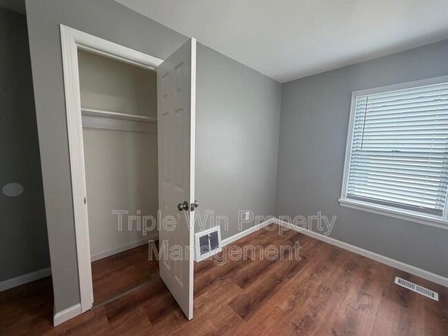 Building Photo - 3349 Marmary Ln