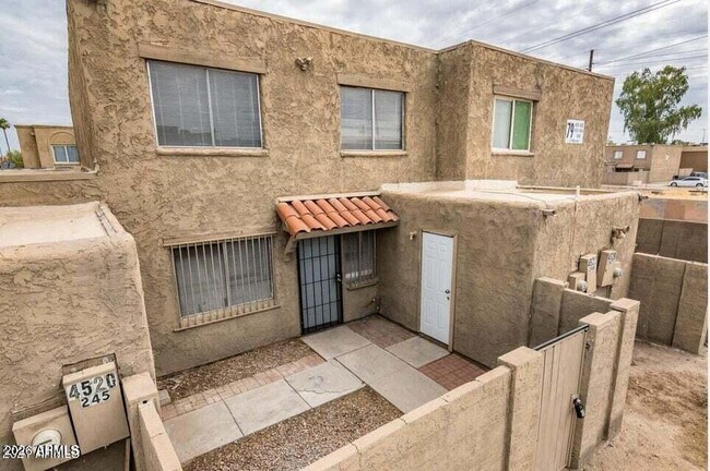 Building Photo - 4522 E Pueblo Ave