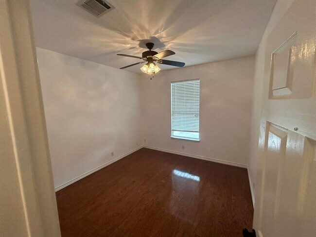Building Photo - 16731 Marsala Springs Dr