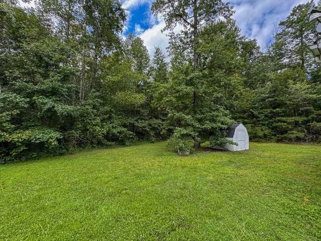Building Photo - 3Bed/1Bath Home.