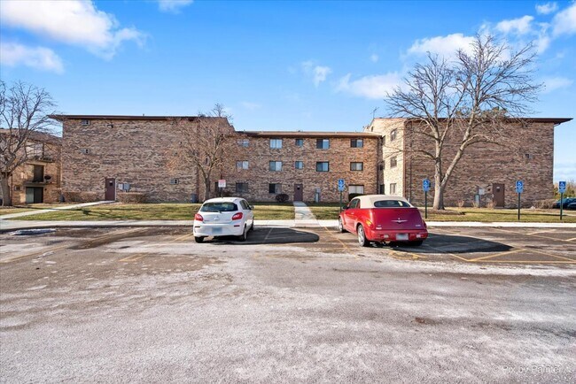 Building Photo - 312 Klein Creek Ct