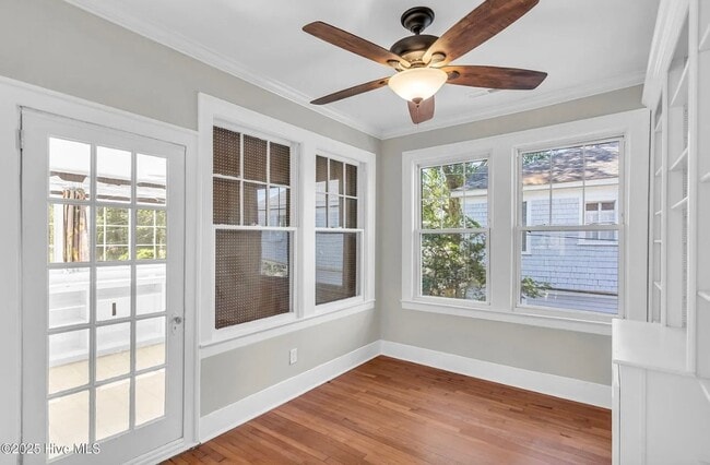 Building Photo - 3 Bed 3 Bath Historic Home