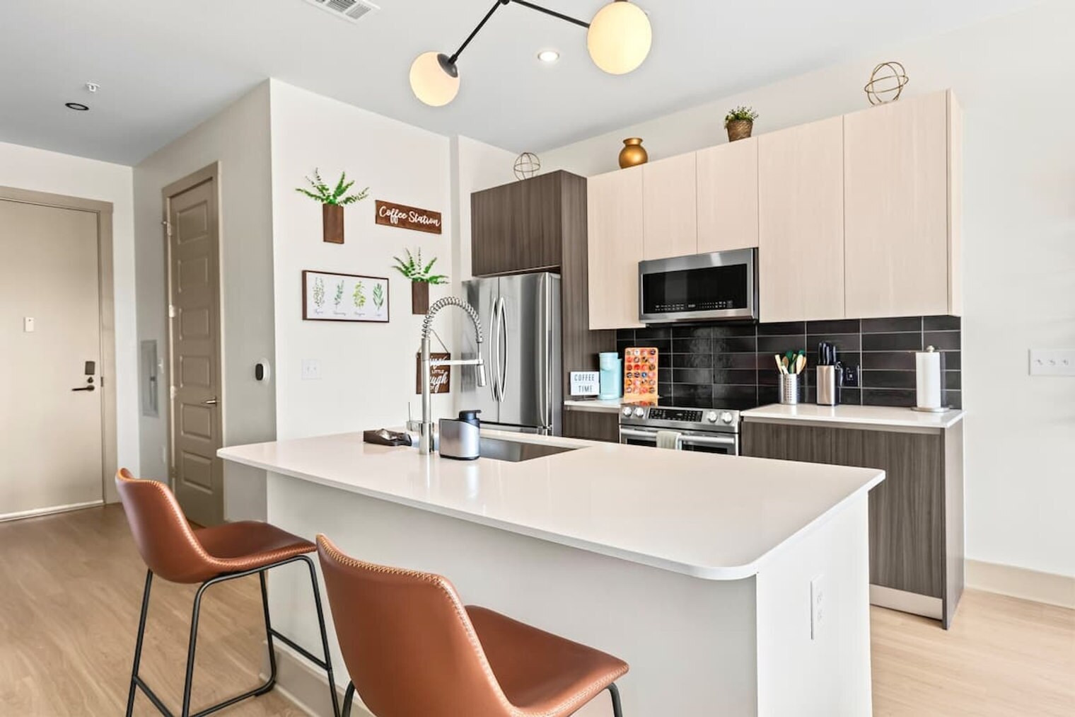 Building Photo - 1055 Brady Ave NW