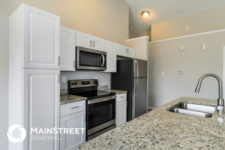 Building Photo - 5520 Creek Valley Dr