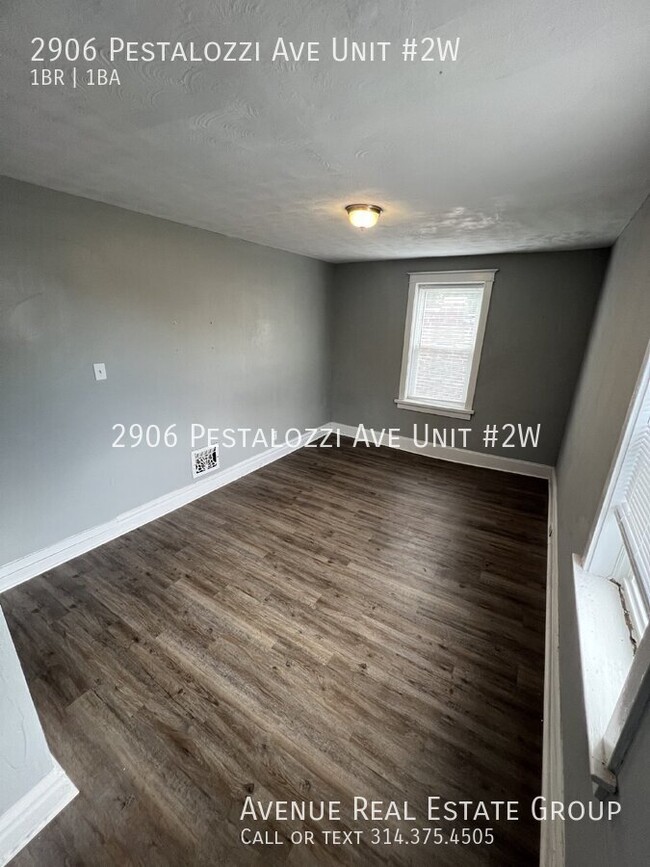 Building Photo - Charming 1-Bedroom Haven in St. Louis' Vib...