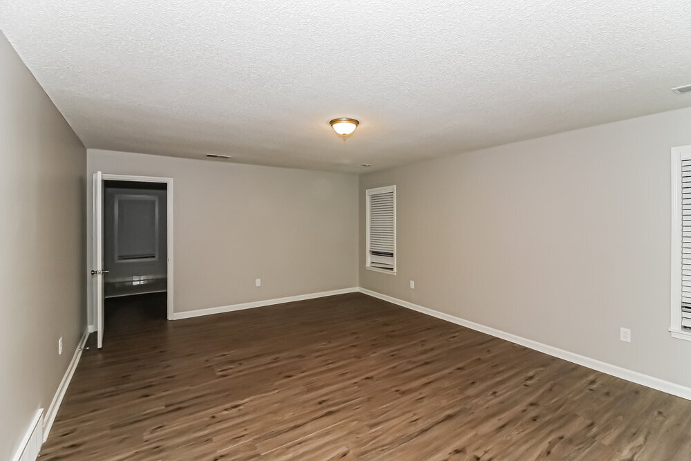 Building Photo - 938 Pheasant Hollow Dr