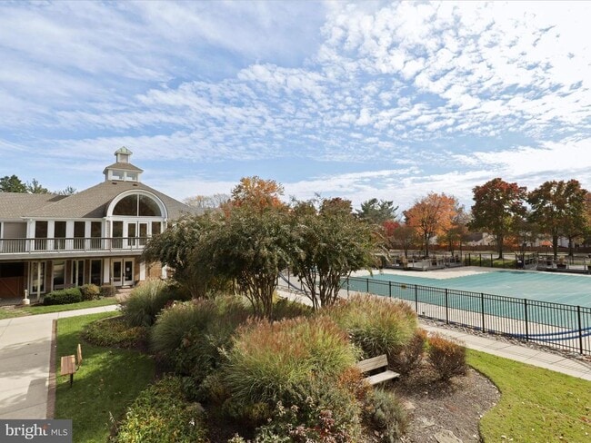 Building Photo - 7441 Heatherfield Ln