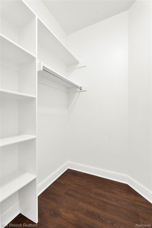 Building Photo - 431 S Eton St