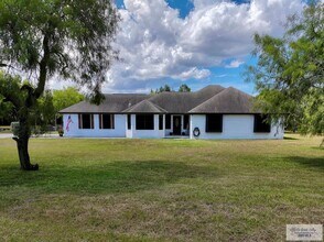 Building Photo - 35059 Anaqua Dr