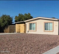 Building Photo - 3820 W Quail Ave