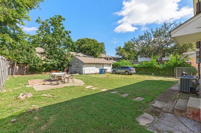 Building Photo - 5927 Lewis St