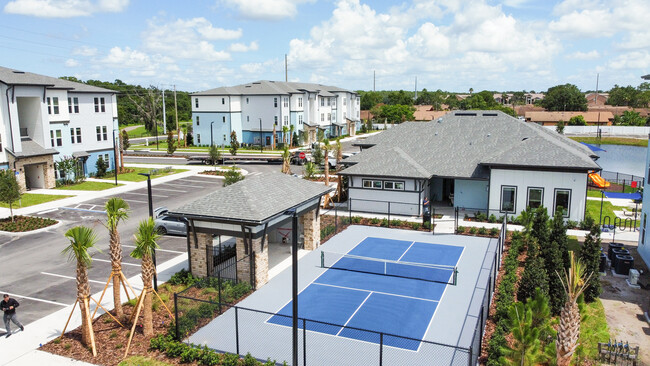 Building Photo - Pinnacle at Wesleyan
