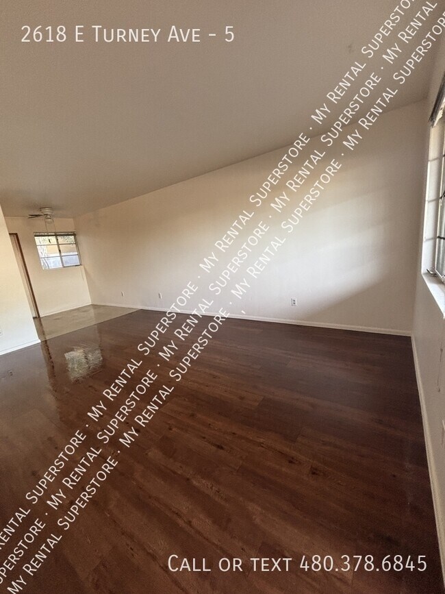 Building Photo - 2618 E Turney Ave