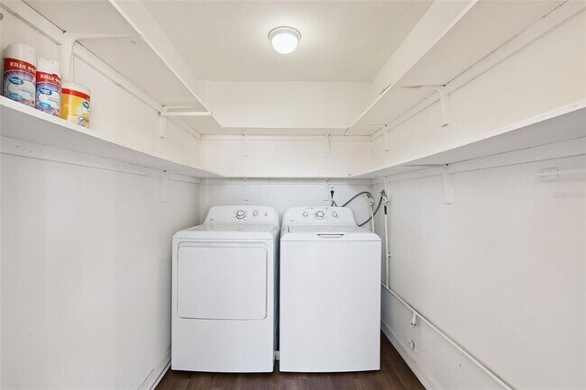 Building Photo - 1716 Lafayette Ct