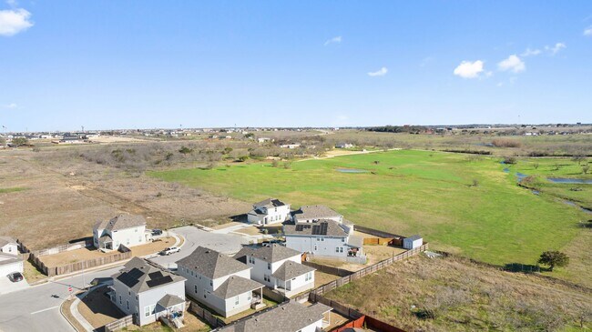 Building Photo - 408 Black Opal Dr