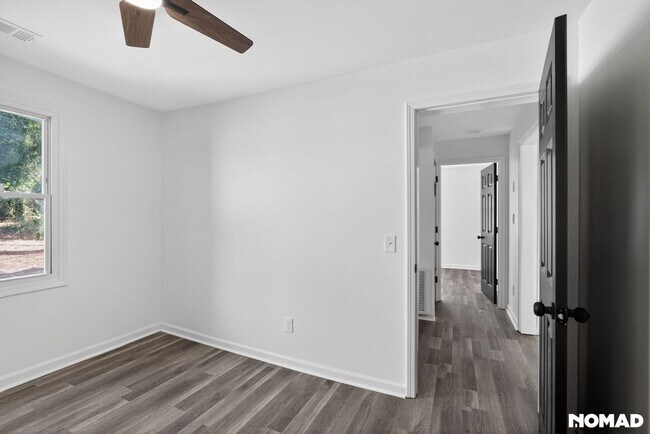 Building Photo - Charming 4BR House in Atlanta