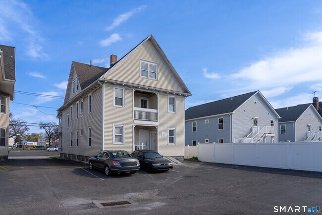 Building Photo - 259 Laurel Ave