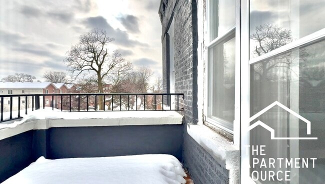 Building Photo - 1350 S Kedvale Ave