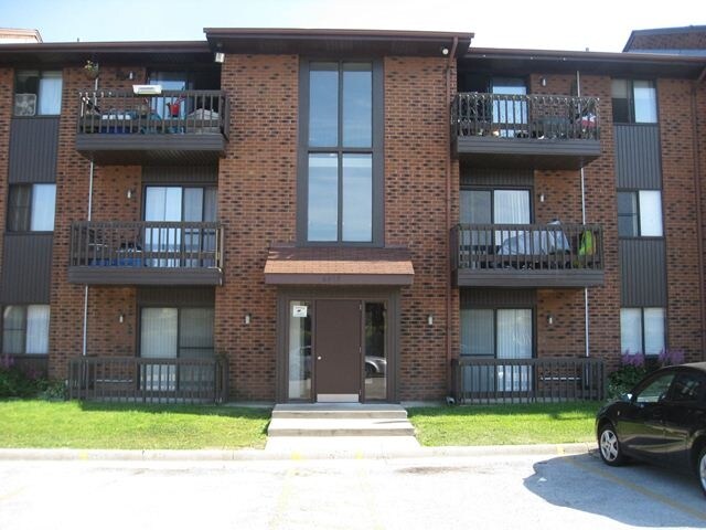 Primary Photo - 6409 Country Ridge Dr
