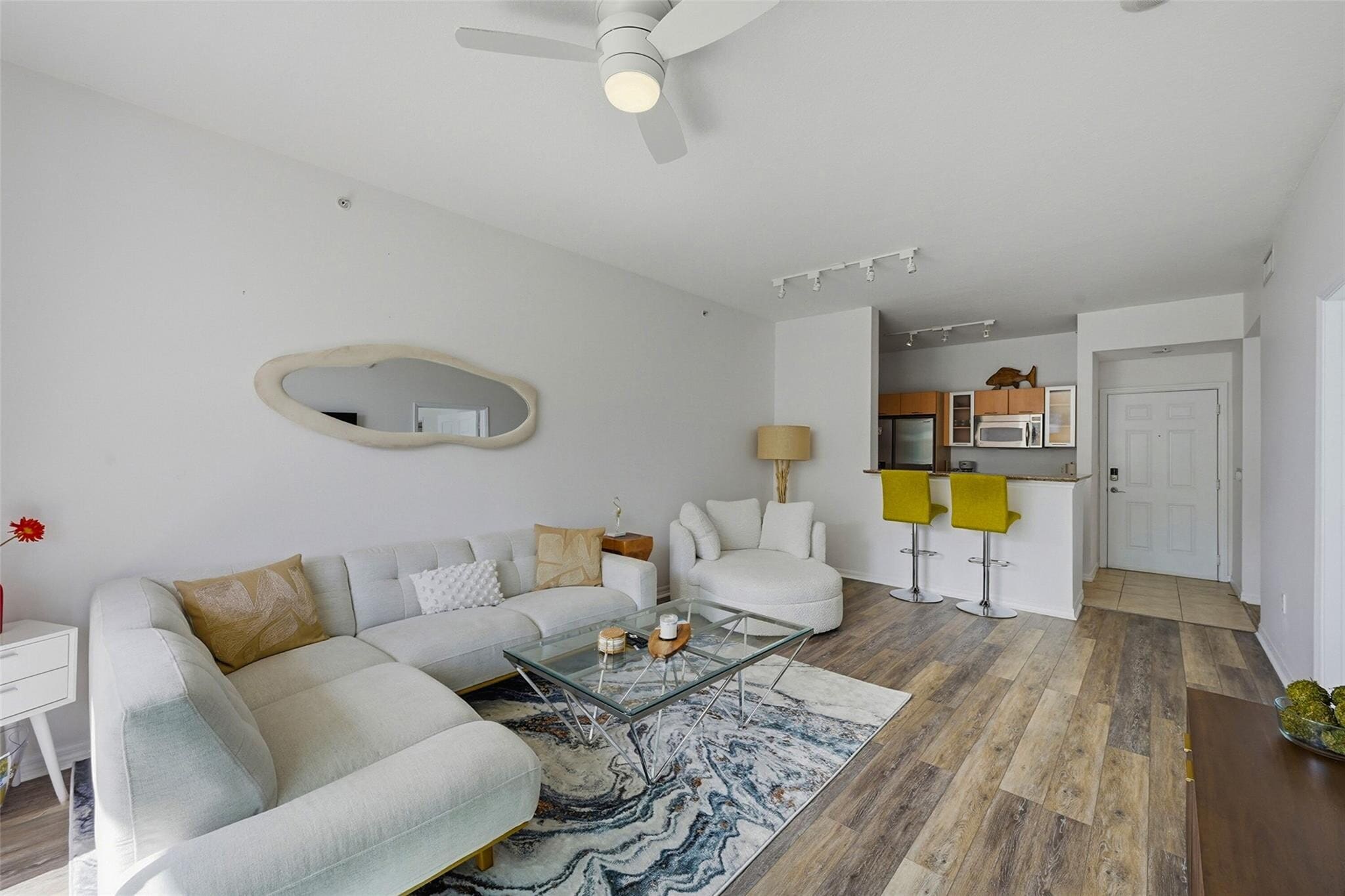 Building Photo - 700 E Boynton Beach Blvd