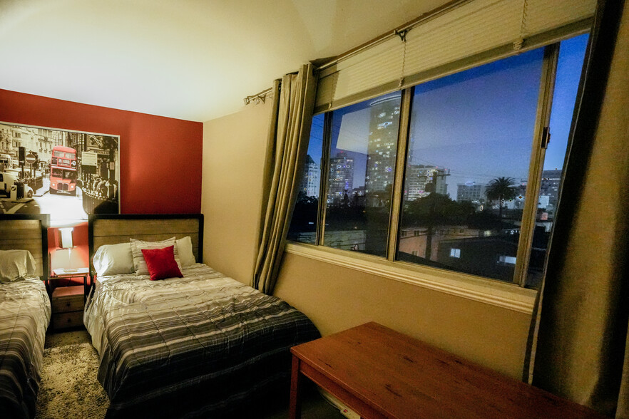 Closer View of Downtown Long Beach from Master Bedroom - 1054 E 2nd St