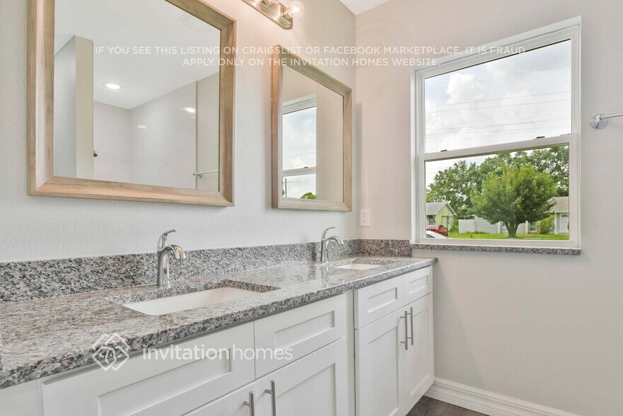 Building Photo - 7642 Coot St