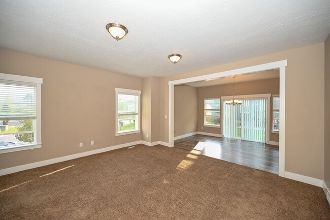 Building Photo - 13078 S Elm Hollow Ct