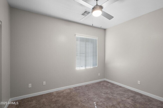 Building Photo - 155 N Lakeview Blvd