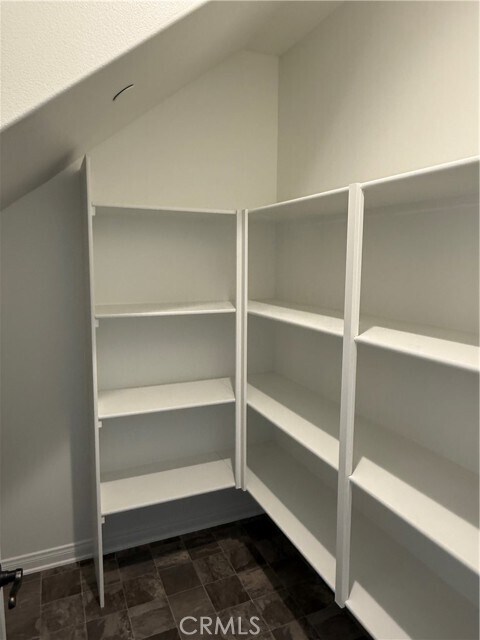 Building Photo - 4470 Hickory Ct