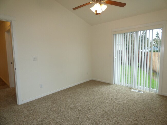 Building Photo - 3536-3538 Fisher Ct NE Salem, OR 97305
