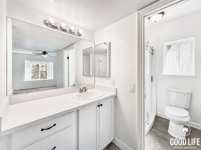 Building Photo - Stunning 2BD/2BA Condo in El Cajon W/ A/C, Private Balcony, Updated Kitchen, Coin-Op Laundry, & C...