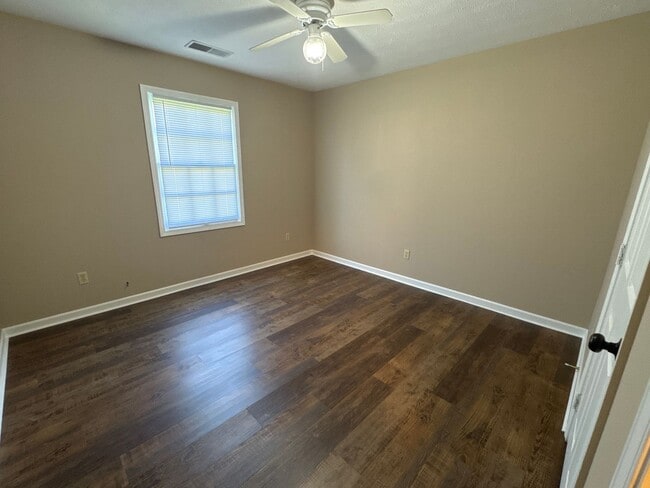 Building Photo - 3320-3322 River Oaks Blvd
