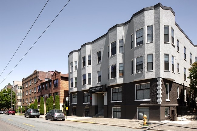 Building Photo - 502 Bellevue Ave E