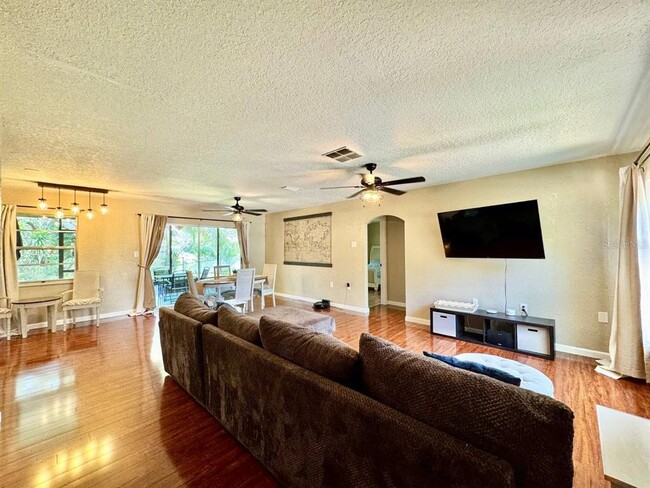 Building Photo - 8134 Winthrop Dr