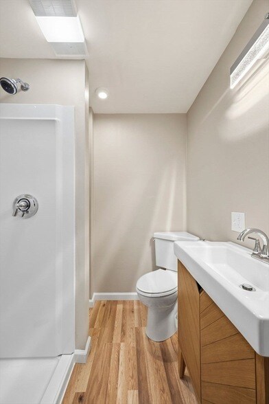 Building Photo - 202 North St