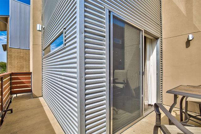 Building Photo - 5205 Capitol Ave