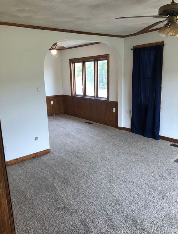 Building Photo - 205 S 1st St