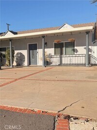 Building Photo - 18631 Warren Ave