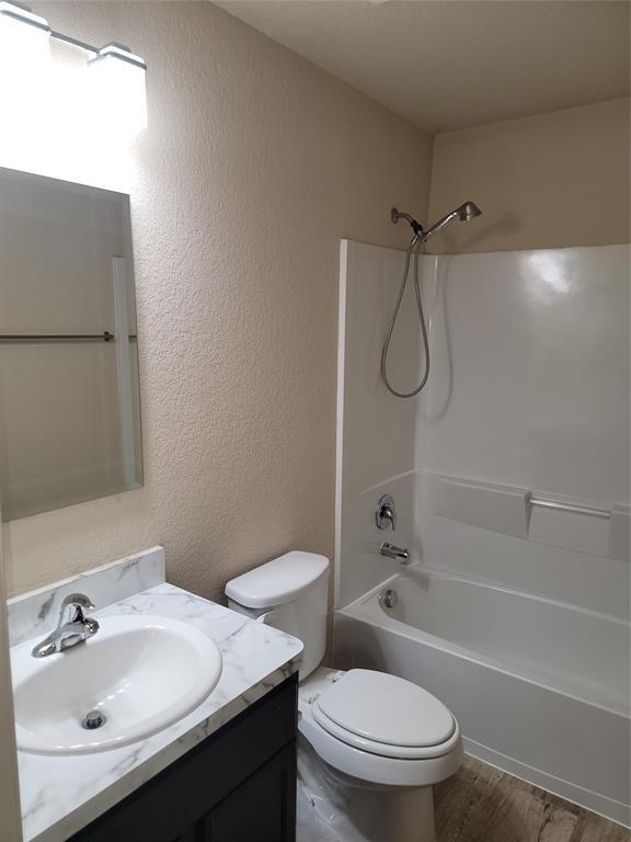 Building Photo - 20211 Louetta Reach Dr