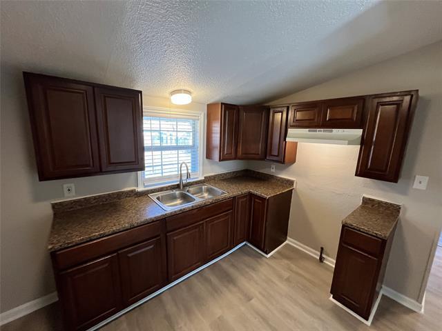 Building Photo - 607 E Miller Rd