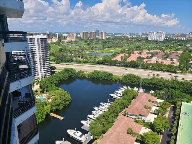 Primary Photo - 3530 Mystic Pointe Dr