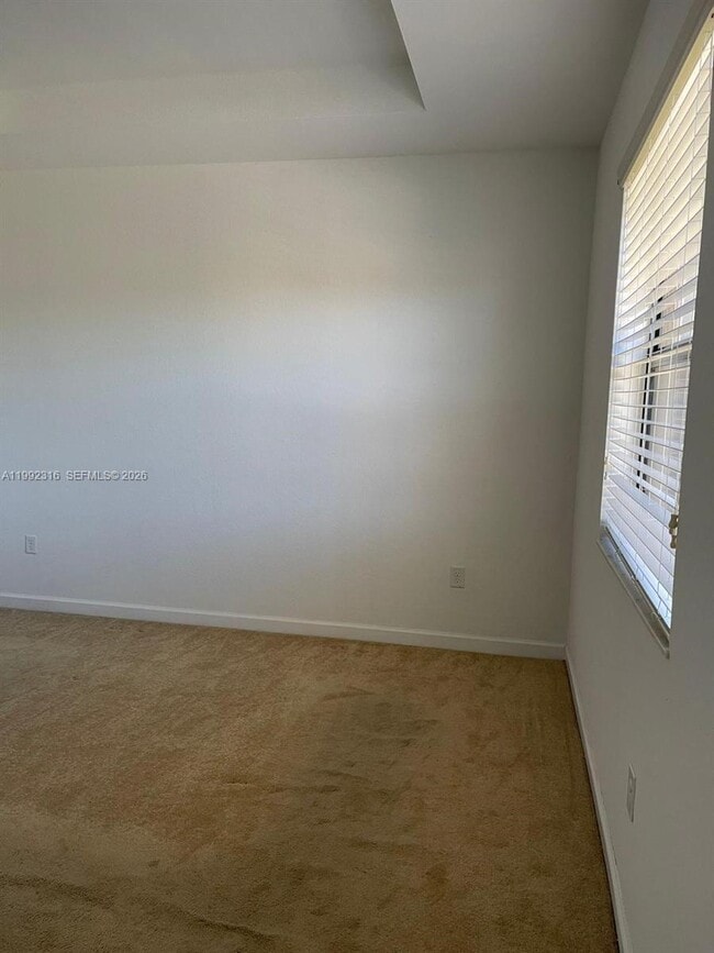 Building Photo - 8952 W 35th Ln