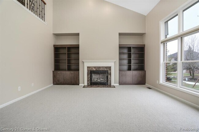Building Photo - 41656 Steinbeck Glen