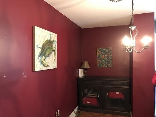dinning area with desk nook - 950 25th St NW