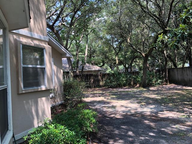 Building Photo - 1710 Ashview Cove