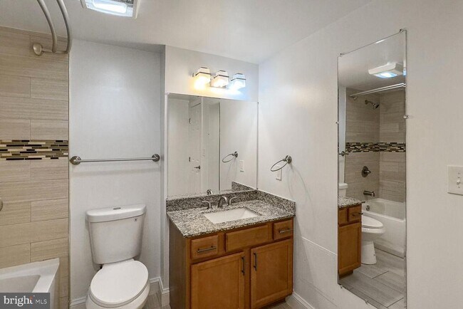 Building Photo - 10213 Duvawn Pl